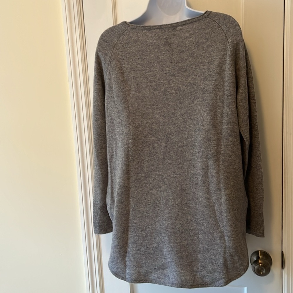 Halogen Cashmere Wool Blend Long Tunic Sweater Women’s Small Soft Gray Relaxed - Picture 5 of 17